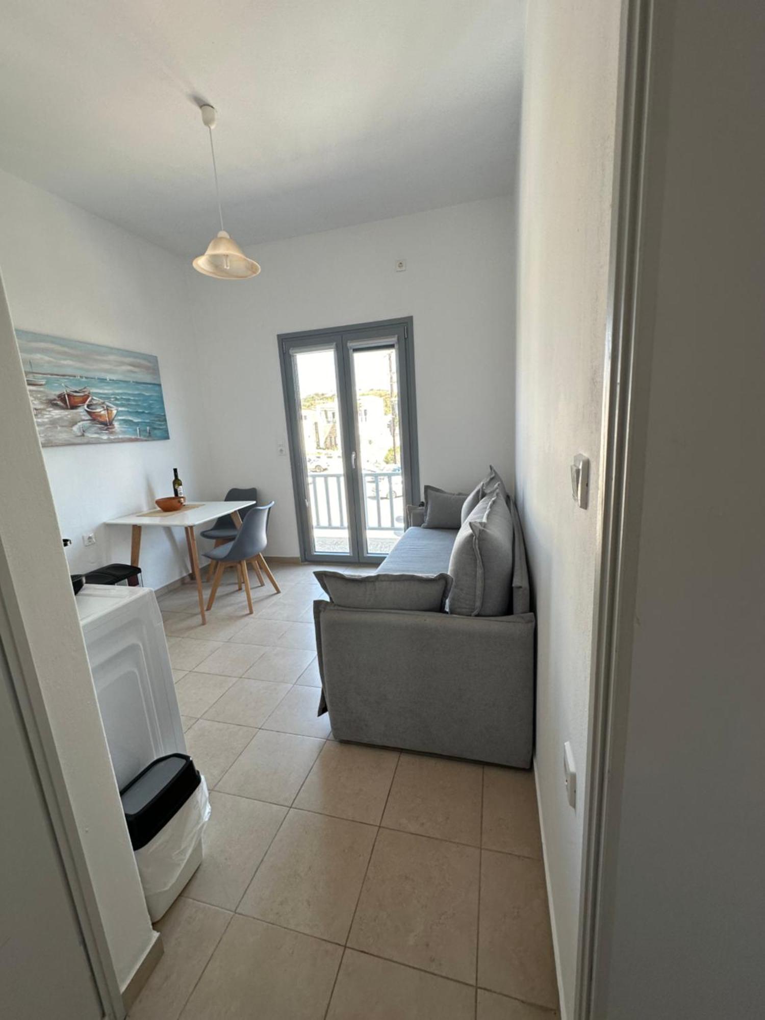 Yialos Rooms Piso Livadi Exterior photo