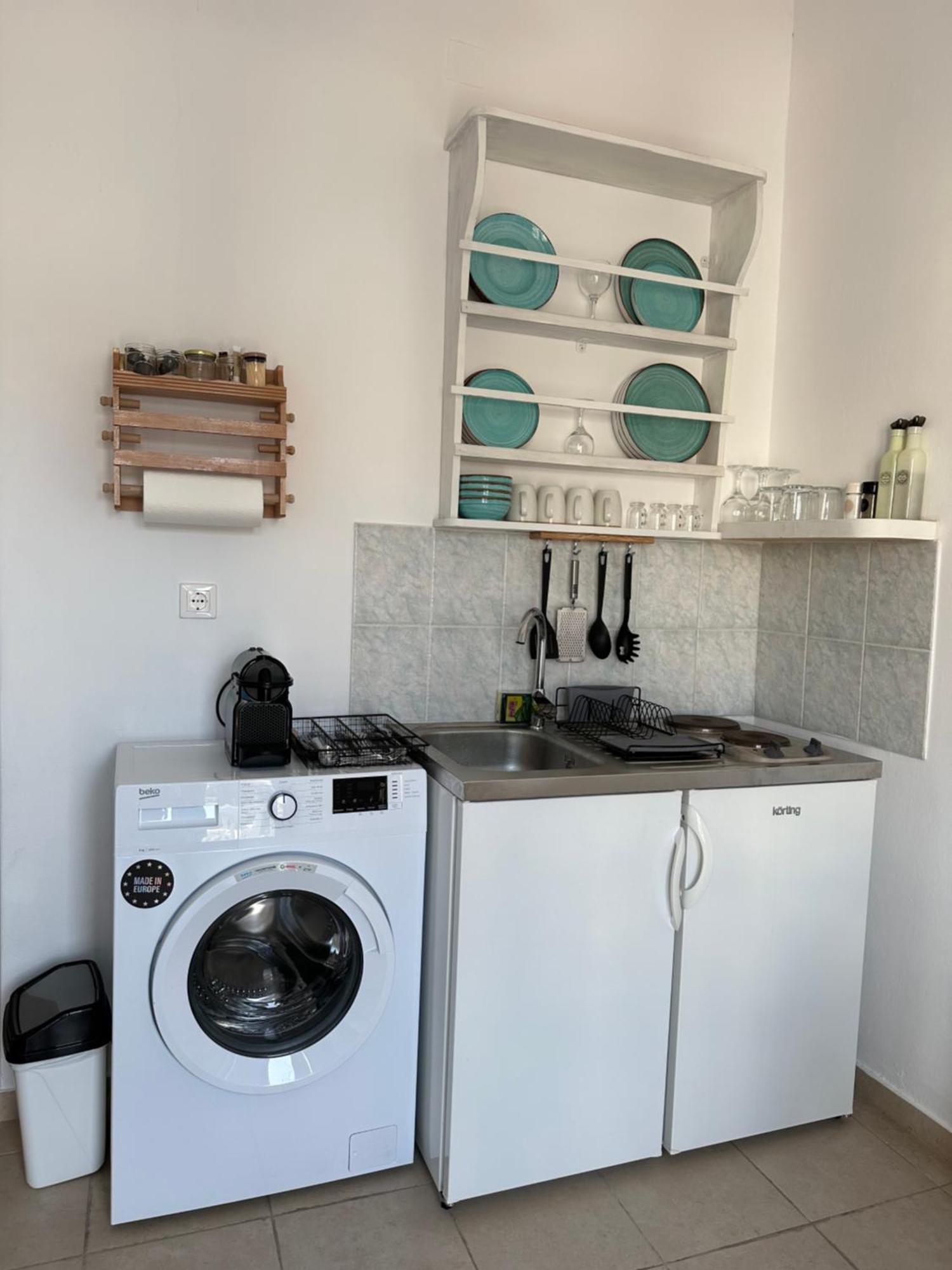 Yialos Rooms Piso Livadi Exterior photo